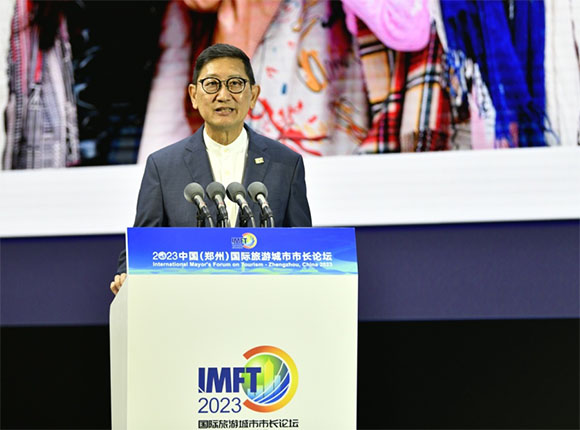 亚太旅游协会前任主席、执行理事会成员黄顺华作主旨演讲。