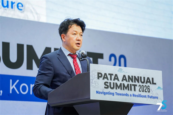 庆尚北道文化观光体育局执行局长ChanWoo PARK致开幕辞